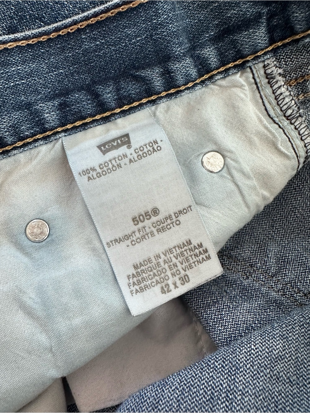 Levi’s 505 Straight Fit Jeans — Size 42x30 - Picture 3 of 4